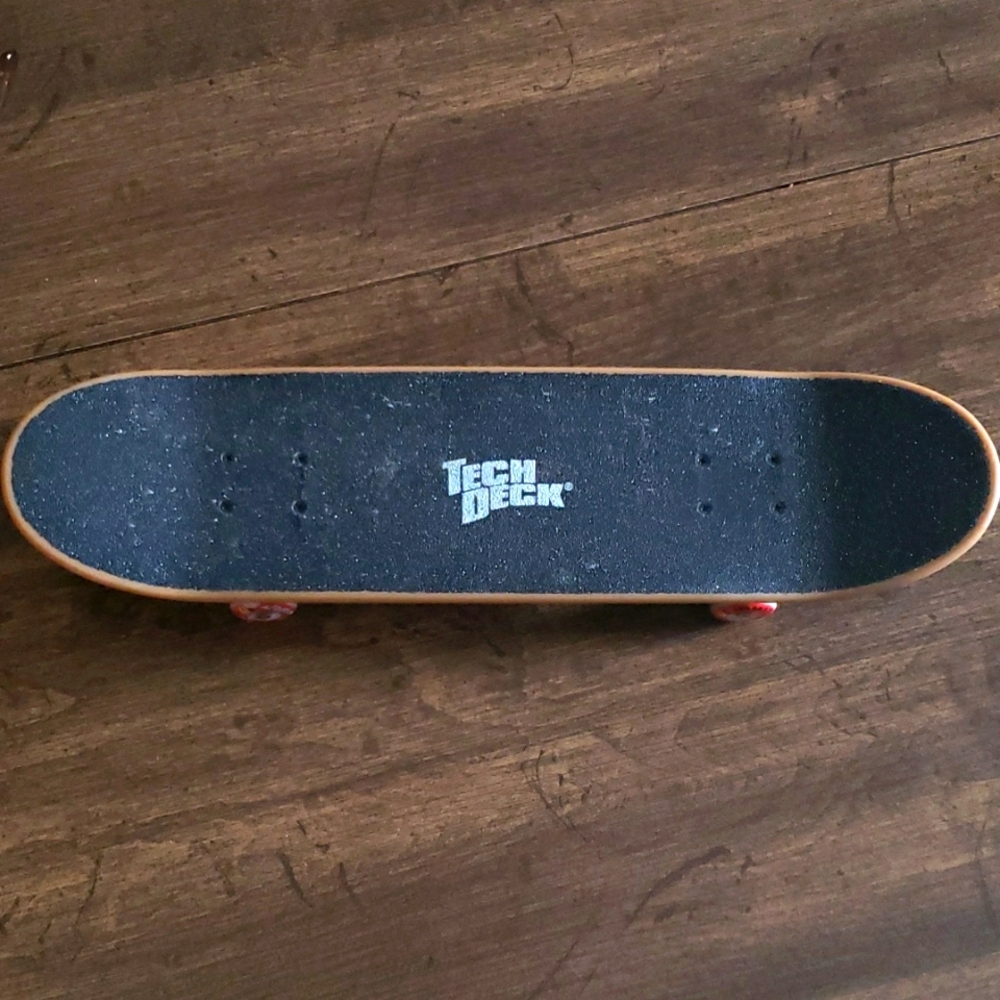 Tech deck large Caballero finger/hand board